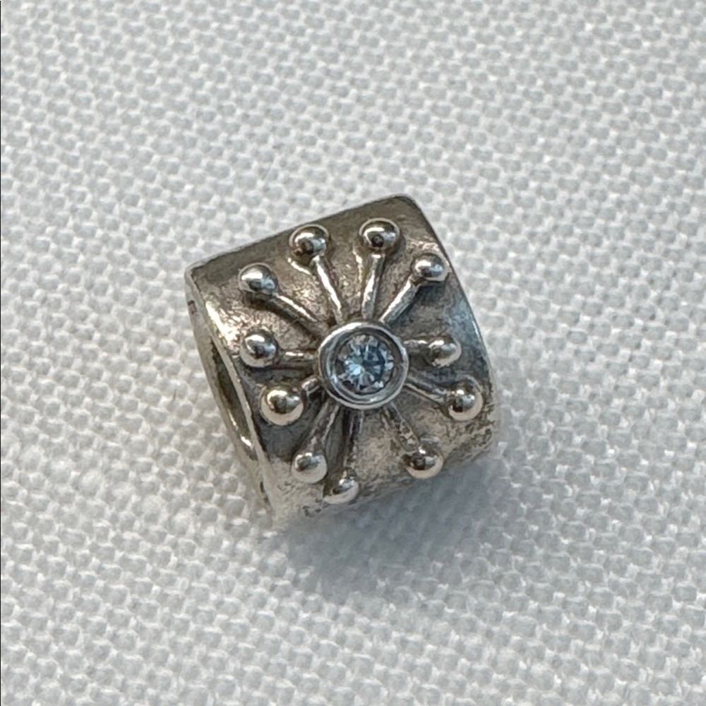 Pandora Starburst Charm Silver OS